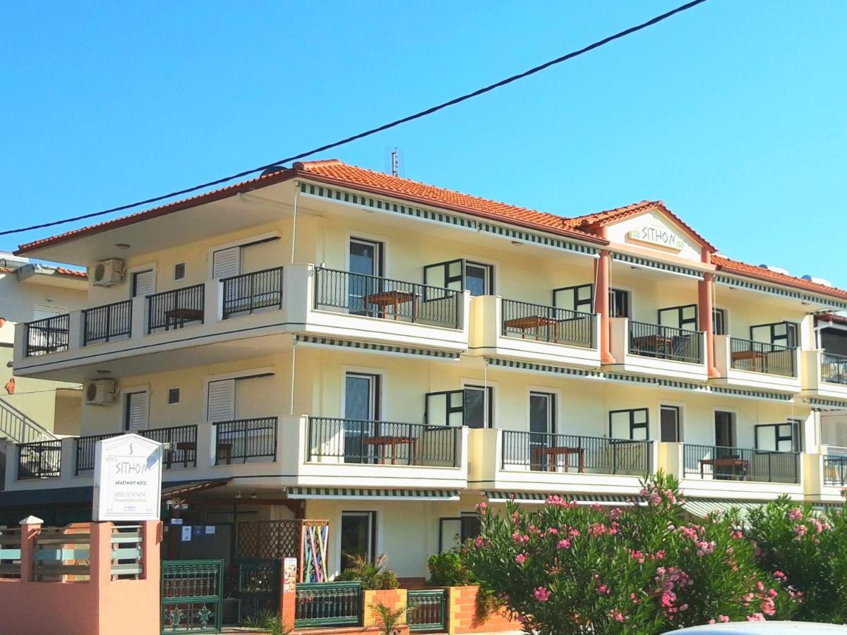Apartmenthotel Sithon ซาร์ตี ภายนอก รูปภาพ