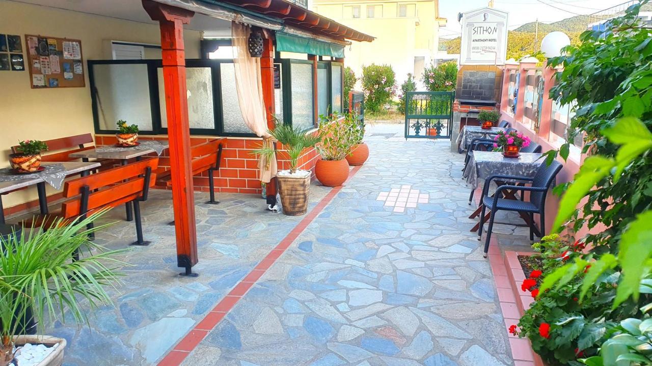 Apartmenthotel Sithon ซาร์ตี ภายนอก รูปภาพ