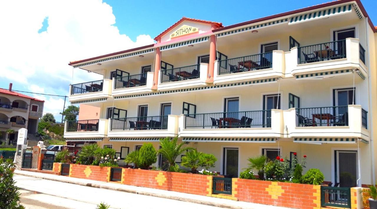 Apartmenthotel Sithon ซาร์ตี ภายนอก รูปภาพ